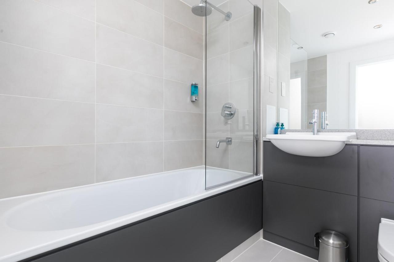 Skyvillion - Olympic View London Stratford Apartment エクステリア 写真