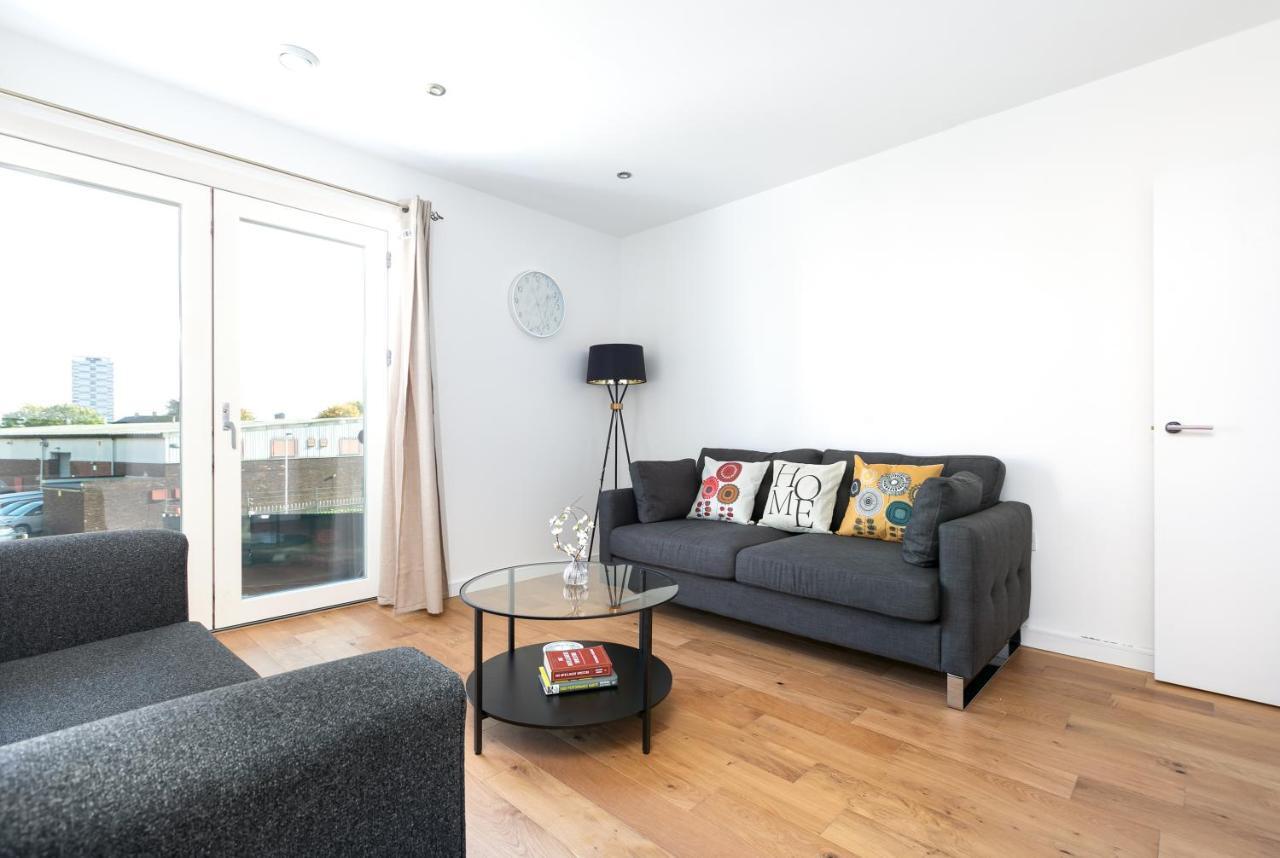 Skyvillion - Olympic View London Stratford Apartment エクステリア 写真