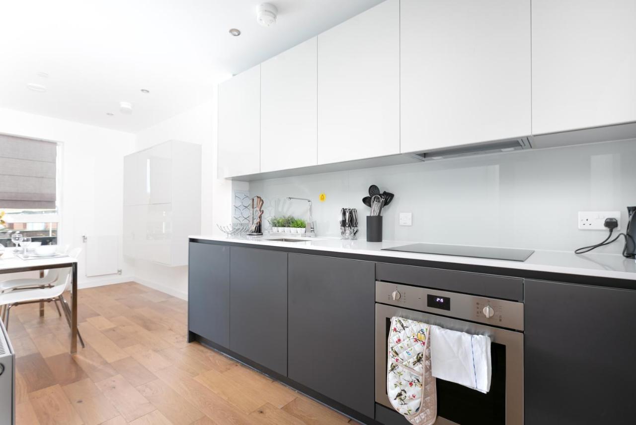 Skyvillion - Olympic View London Stratford Apartment エクステリア 写真