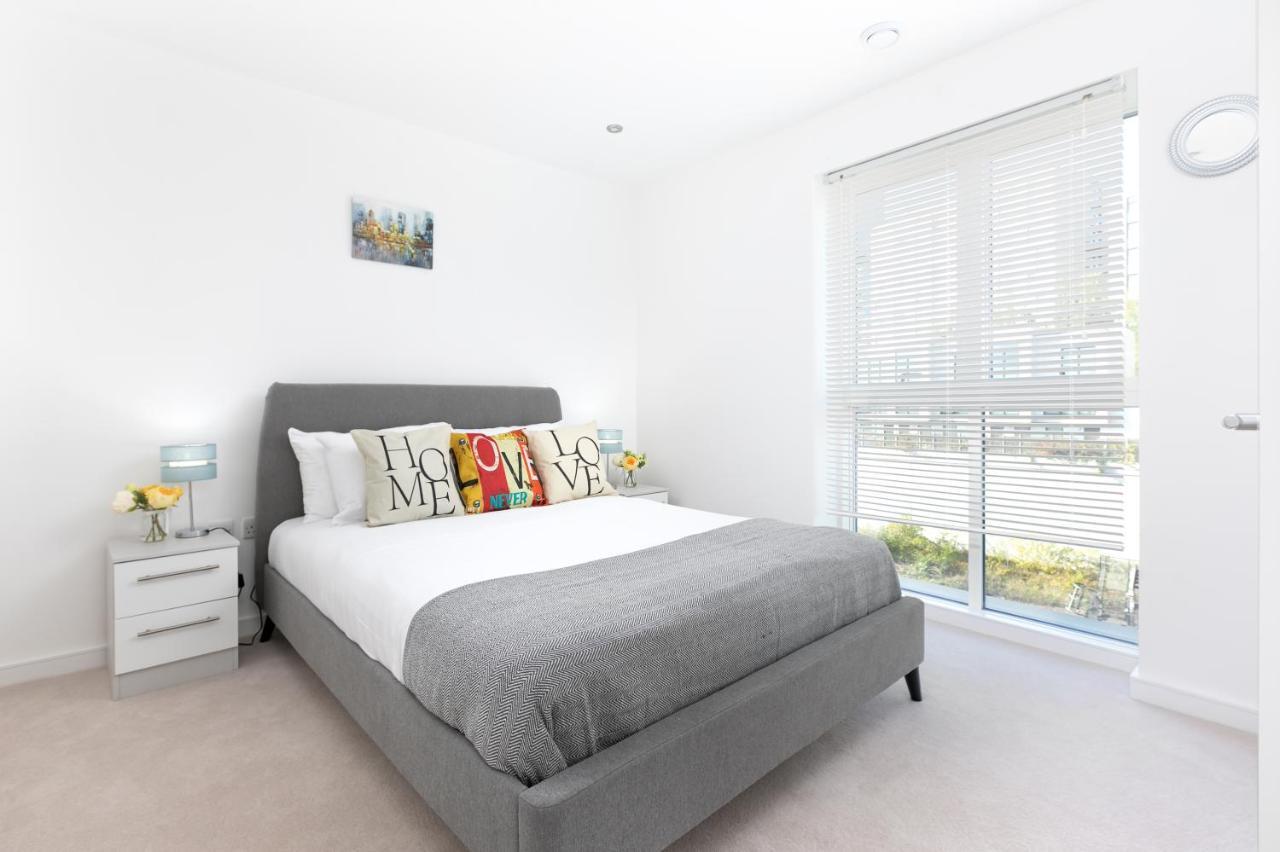 Skyvillion - Olympic View London Stratford Apartment エクステリア 写真