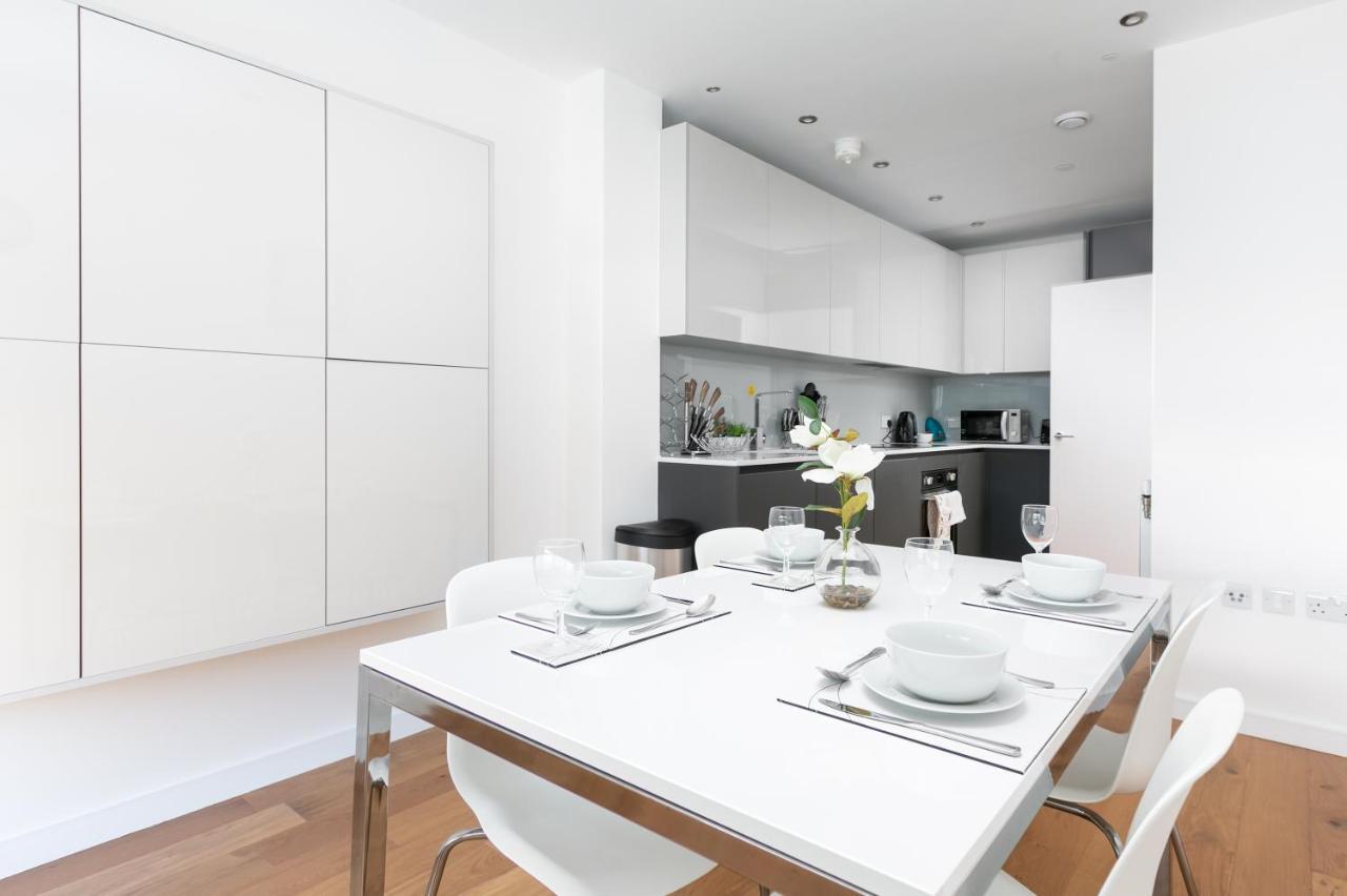 Skyvillion - Olympic View London Stratford Apartment エクステリア 写真