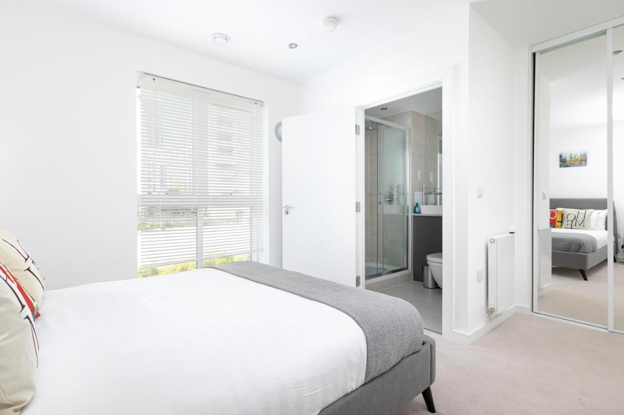 Skyvillion - Olympic View London Stratford Apartment エクステリア 写真